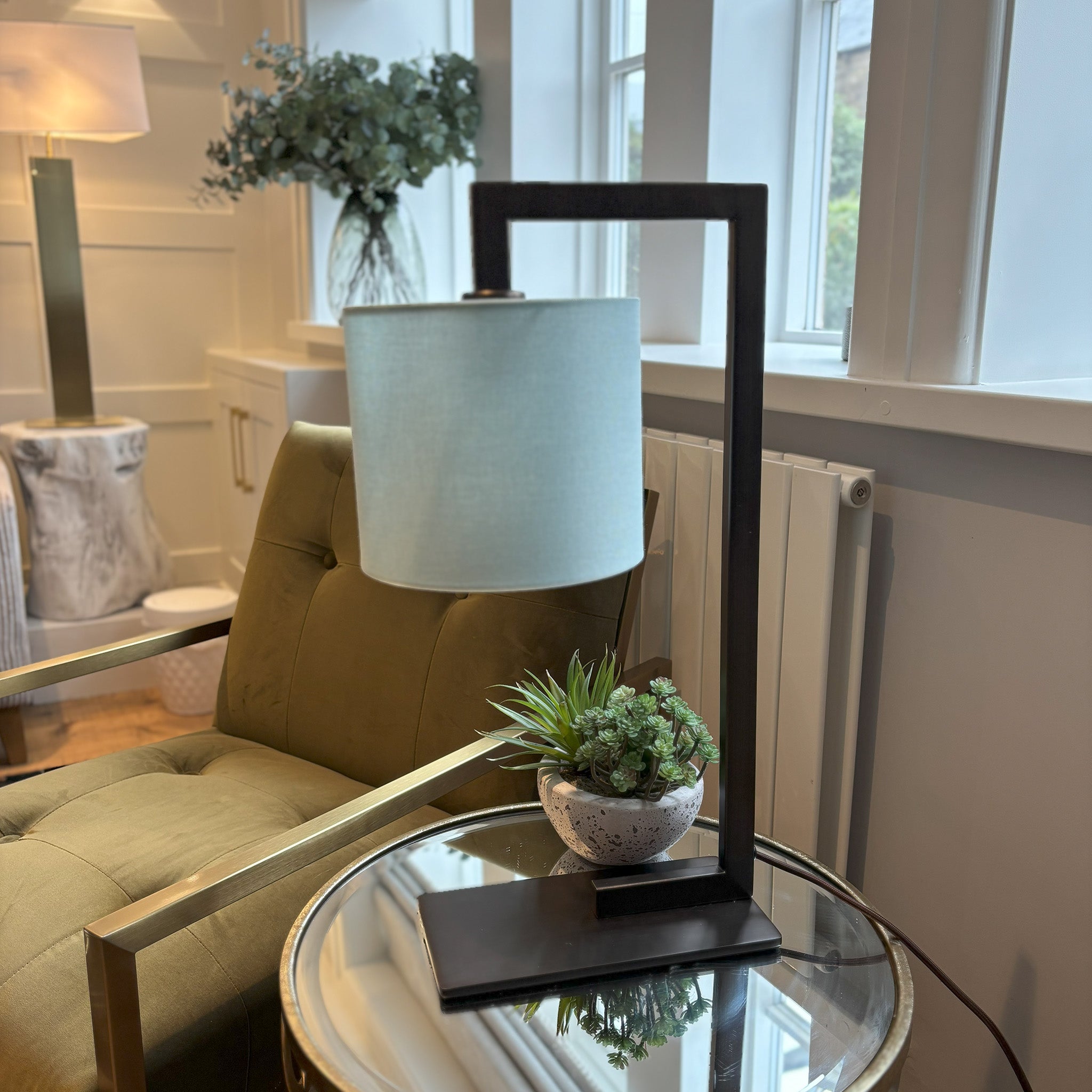 Overarm Table Lamp in Satin Black